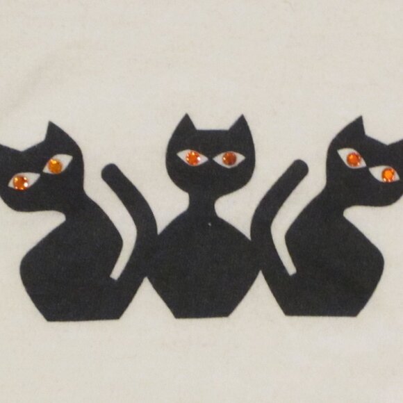 Halloween Cat White T shirt- size L - black cats rhinestone eyes - Picture 2 of 3